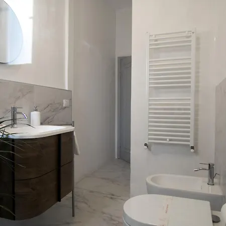 Great Location Just Infront Of Pitti Palace Apartment *