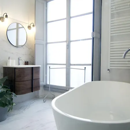 Great Location Just Infront Of Pitti Palace Apartment Florence
