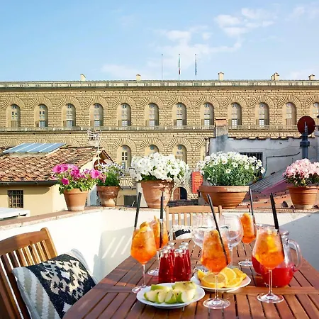 Apartment Great Location Just Infront Of Pitti Palace Florence