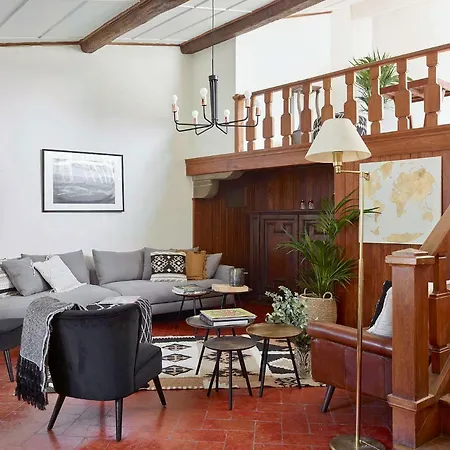 Great Location Just Infront Of Pitti Palace Florence